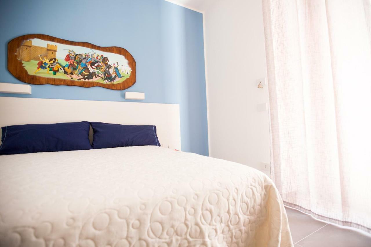 White Asses Rooms Castellammare del Golfo Buitenkant foto