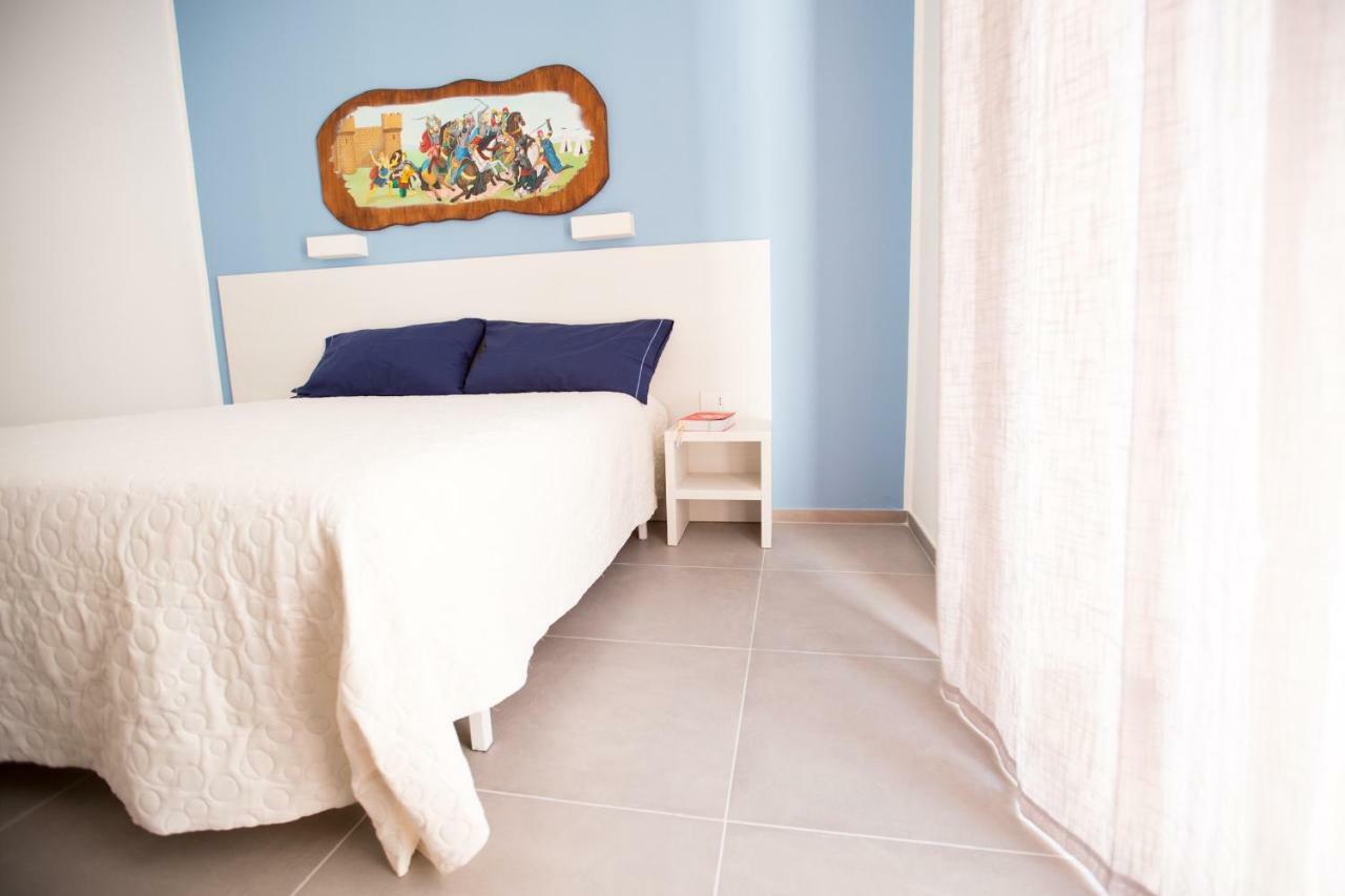 White Asses Rooms Castellammare del Golfo Buitenkant foto